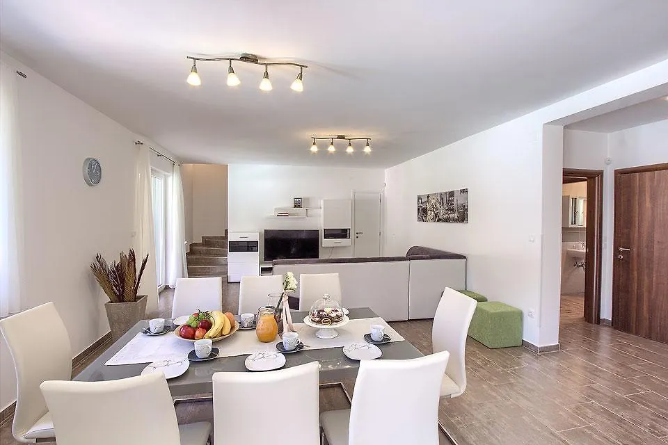 Villa Lorena Банджоле Хорватия